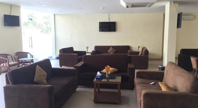 Zaina Plaza Hotel, Забронировать Отель Амман Провинция Амман, рядом с Grand Cinema