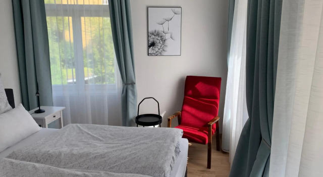 Ferienwohnung Heuser, Забронировать Отель Отели Трабен-Трарбах с парковкой, Парковка
