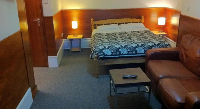 Номер Superior London Visitors Hotel