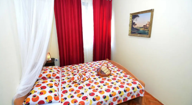 Holiday Home Hollick, Book Lejlighed Hoteller i Kotor Riviera med parkering, Parkering