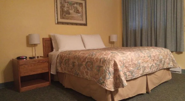 Robbers Roost Motel