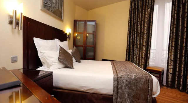 Четырёхместный номер Standard Grand Hotel Francais