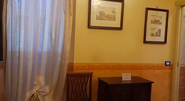 Одноместный номер Standard с балконом Hotel Sangiuliano 132 centro storico Catania