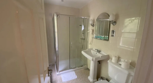 Трёхместный номер Standard Pickwicks Guest House