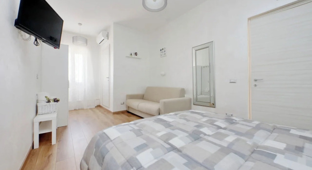 Четырёхместный семейный номер Standard B&B Giuly