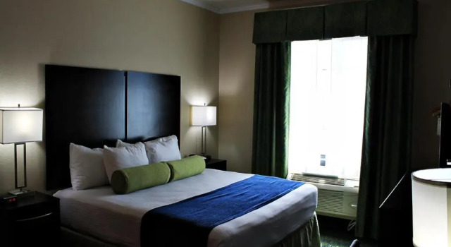 Двухместный номер Standard Cityview Inn & Suites Downtown /RiverCenter Area