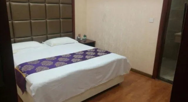 Люкс Deluxe Langyi Business Hotel, Daxing'anling