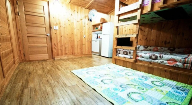 Yangsan (Baenaegol) Evergreen Pension