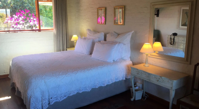 Klein Bosheuwel Guest House, Забронировать Гостевой дом Отели Кейптауна Центра с парковкой, Парковка