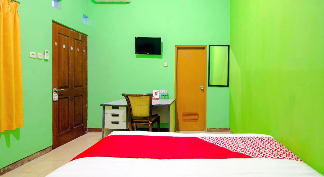 Номер Standard OYO 1593 Pondok Garini Syariah