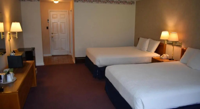 Номер Deluxe Country Club Motel