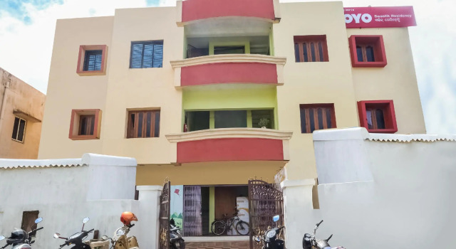 OYO Flagship 60719 Swastik Residency, Varaa Hotelli Hotellit Bhubaneswar aamiaisella, Aamiainen