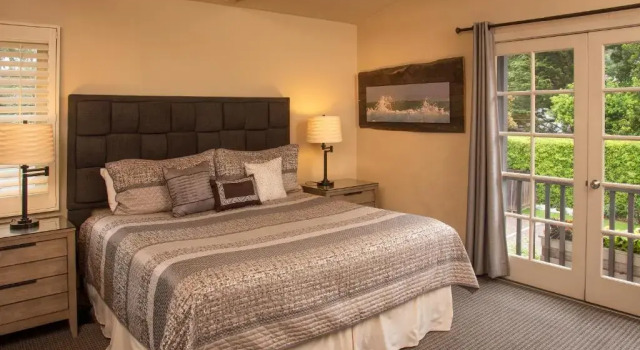 Студия Deluxe Carmel Country Inn
