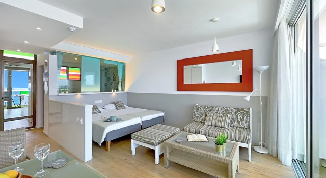 Студия Superior с балконом и с видом на море Punta Del Rey Only Adults
