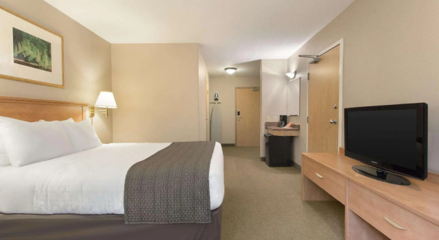 Двухместный номер Standard Days Inn & Suites by Wyndham Thunder Bay