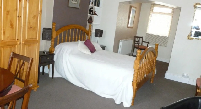 Hawthorns Hotel