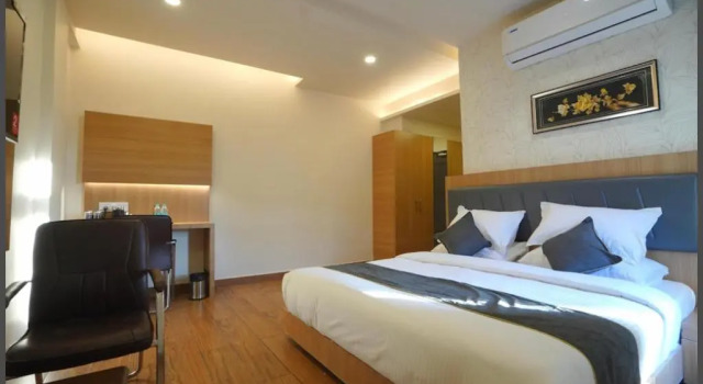 Номер Deluxe KVP GOLDEN INN Tirupati
