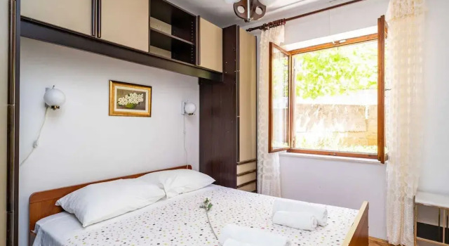 Apartments Stella - Three-bedroom Apartment With Balcony and Terrace, Забронировать Апартаменты/квартира Апартаменты Дубровника, рядом с Ворота пирса, Апартаменты/квартира