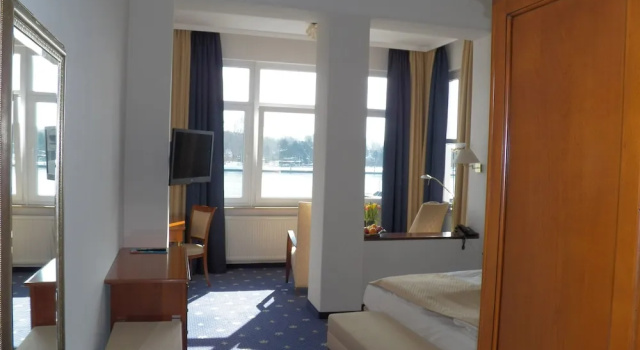 Двухместный номер Standard с видом на море Hotel Deutscher Kaiser