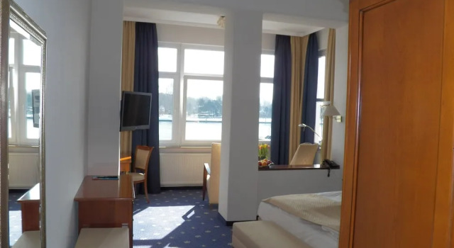 Двухместный номер Standard с видом на море Hotel Deutscher Kaiser