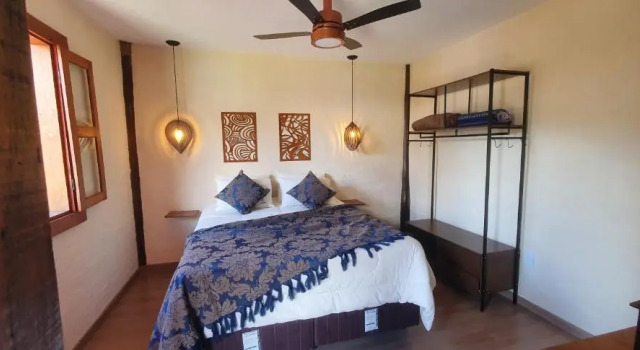 Двухместный люкс с видом на бассейн Ellementares Guest House