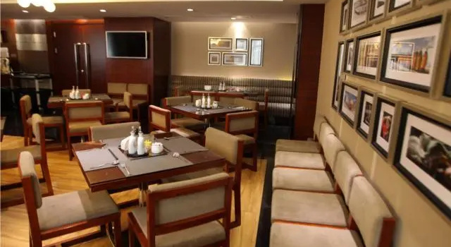 Echeng Hotel Wuhan Optics Vally Pedestrian Street, Prenota Hotel Hong Shan Wuhan