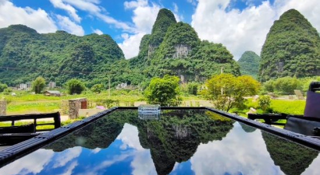 Yangshuo Baiyue Jianshan Homestay (Yangshuo Yulong River)