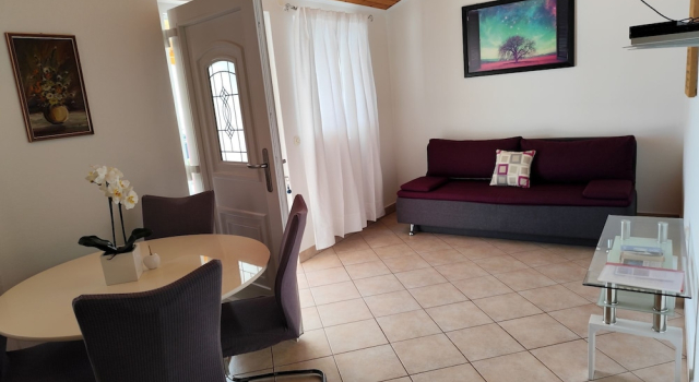 Apartments Eastern Paradise, Prenota Appartamento Bol Isola di Brazza