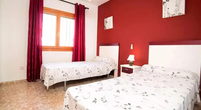 Spacious Home in Teulada, Забронировать Дом для отпуска Отели в центре Теулада, в центре