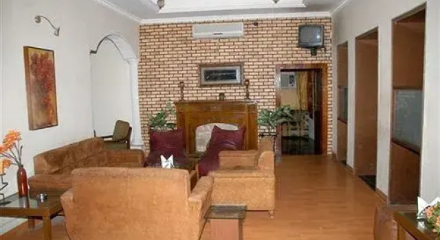 Emerald Garden Club Ltd., Забронировать Отель Отели штата Раджастхана 3 звезды, 3*