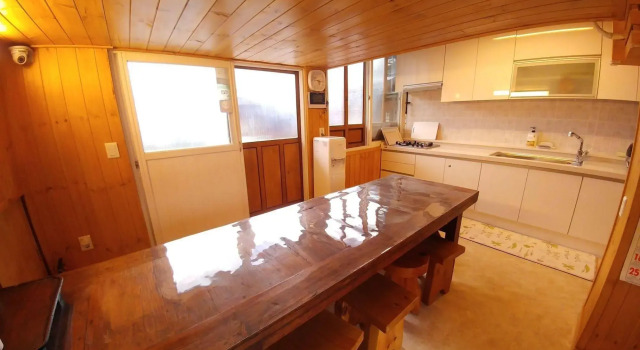 Sophia Hanok Guesthouse, Prenota Affittacamere Jongno-Gu Seul, vicino a Torre di Jongno