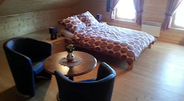 Hotel-Restaurant du SANETSCH, 予約 ホテル Saviese Sion Ski