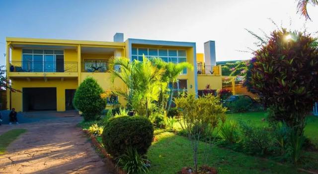 Room in Villa - The Elegant Villa Alexandre Near Ivato Airport.', Réserver Villa Cottages à Ivato, Cottage