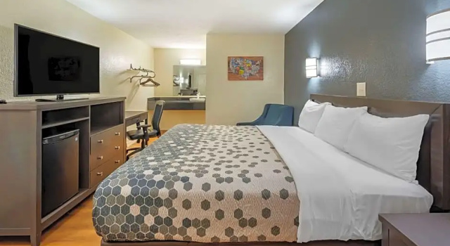 Двухместный люкс Quality Inn & Suites Columbus West