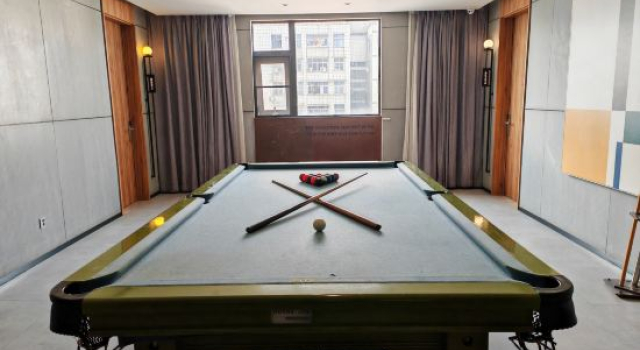 Elong ETANG Hotel (Guangzhou Baiyun Airport Renhe Subway Station), Boek Hotel Hotels in Guangdong met parkeren, Parkeren