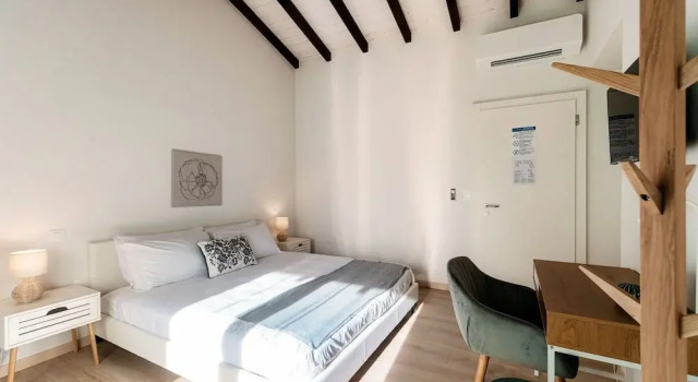 Номер Standard с балконом Florida Ascona Rooms by Quokka 360 - Between the Lake and the City