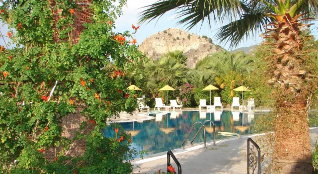 Двухместный номер Standard с видом на сад Asur Hotel & Aparts & Villas