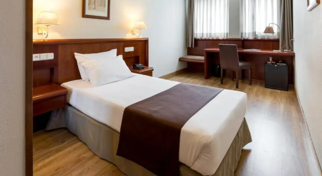 Одноместный номер Standard 1881 Madrid Ventas Hotel