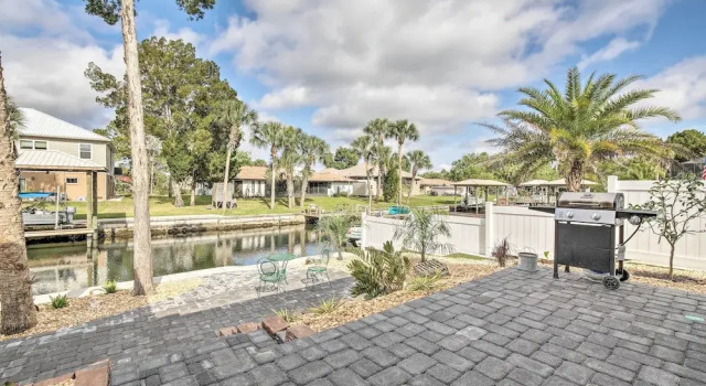 Canal-front Home w/ Boat Dock in Crystal River, Réserver Maison de vacances Crystal River 