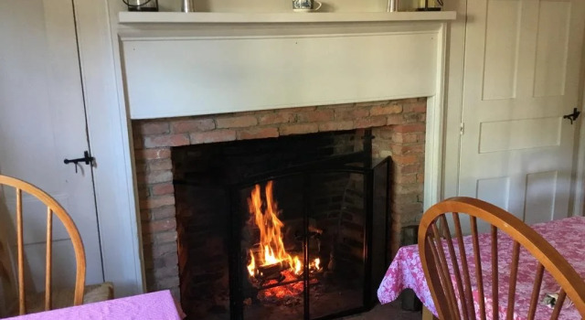 Black Boar Inn Ogunquit, Забронировать Отель Оганквит штат Мэн, рядом с Театр в Оганквите