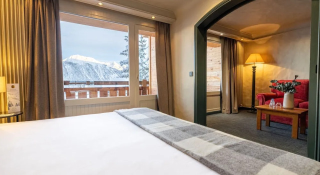 Полулюкс с балконом Grand Hôtel Courchevel 1850