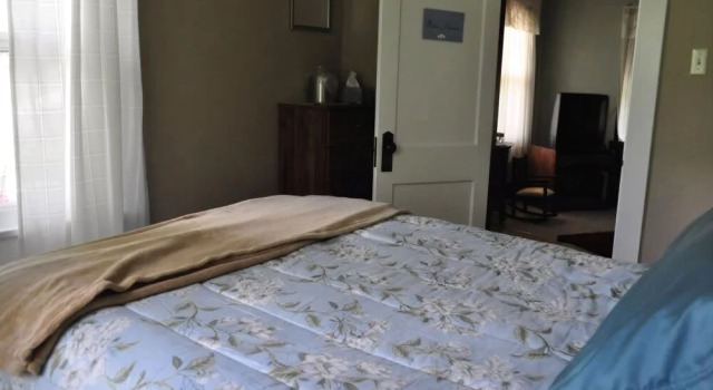 Lazy T Ranch Guest House, Book Pension Manhattan Kansas