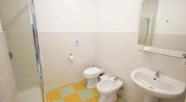 Central Room 128L, Забронировать Отель Отели Палермо с парковкой, рядом с Кафедральный собор, Парковка