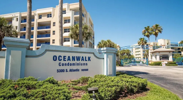 Ocean Walk 3-404, Забронировать Дом для отпуска Виллы Нью-Смирна-Бич, рядом с Пляж Нью-Смирна-Таун, Вилла