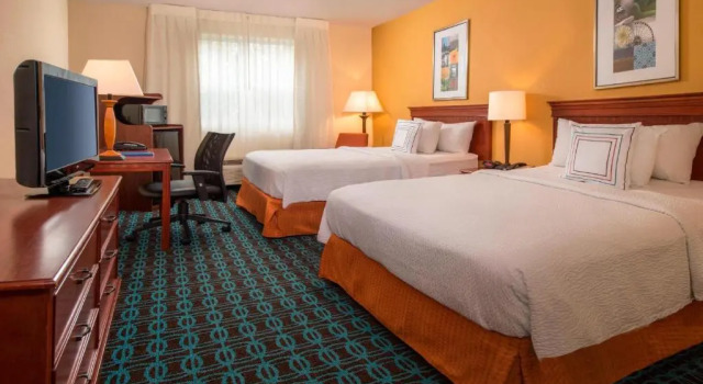 Четырёхместный номер Standard Fairfield Inn & Suites by Marriott Williamsburg