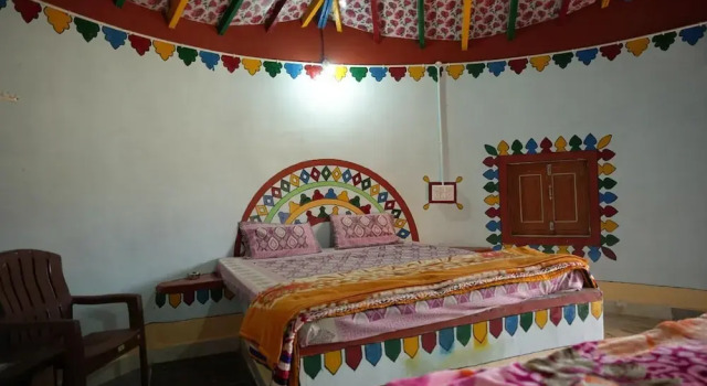 Rann taara stay, Prenota Hotel Hodka Gujarat