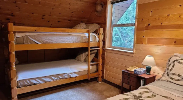 11SL - Wi-Fi - NO PETS Log Cabin - Sleeps 7, Rezerwuj Dom wakacyjny Glacier Stany Zjednoczone