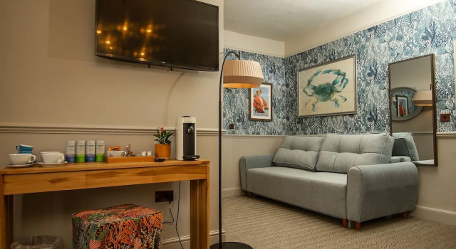 Номер Standard The West Bay Hotel