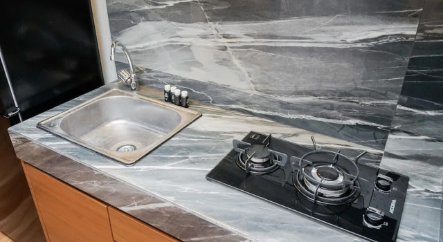 Номер Standard Studio Modern Japanese Style near Aeon BSD at B Residence Apartment