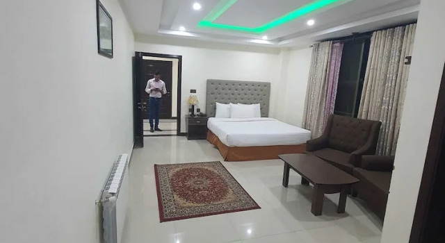 Номер Deluxe New Hilton Hotel